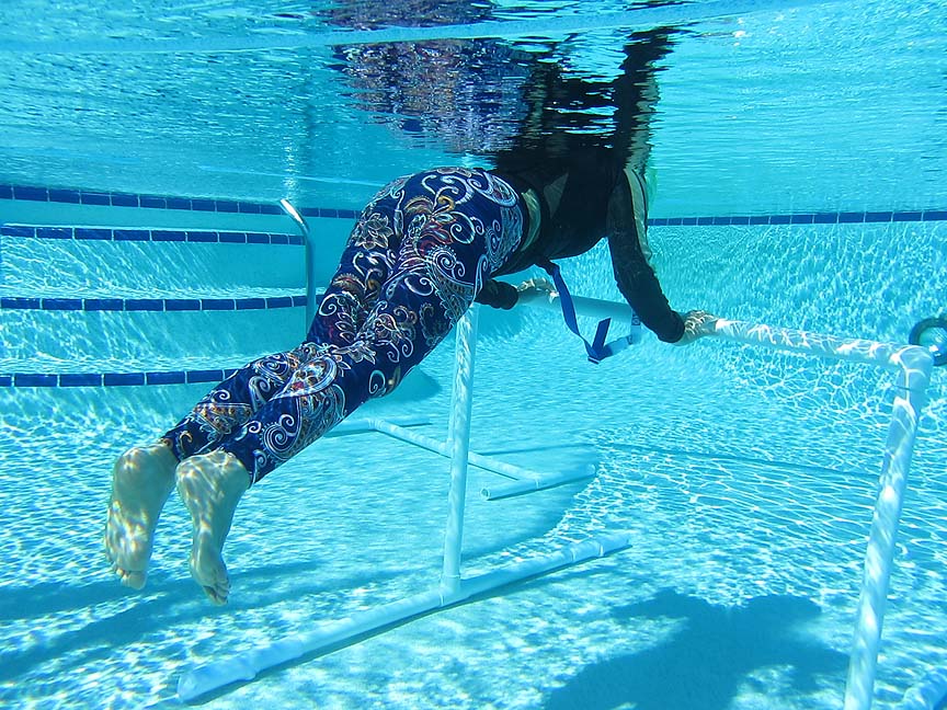 learn to swim with adult swimming lessons for adults who are afraid or have fear of deep water