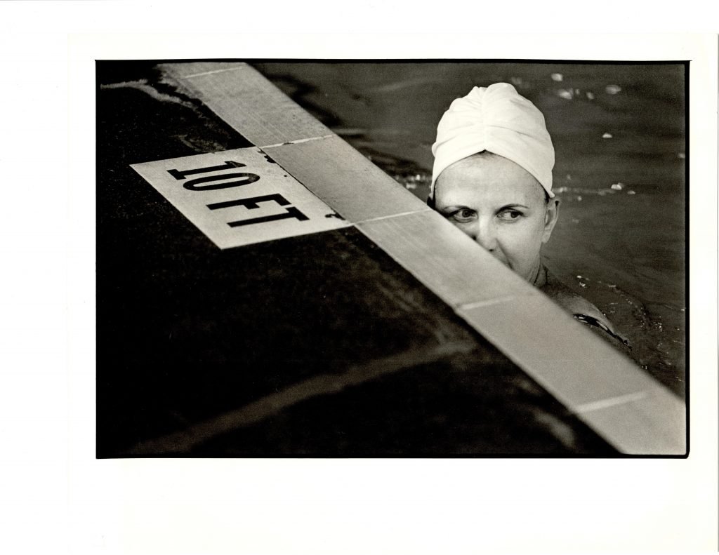 learn to swim with adult swimming lessons for adults who are afraid or have fear